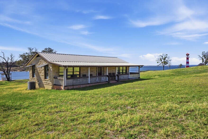 More Photos Of 18617 E State Highway 29, Buchanan Dam Apartments For Sale