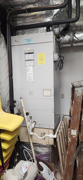 More Photos Of 129 Union City Rd, Prospect General Retail For Sale