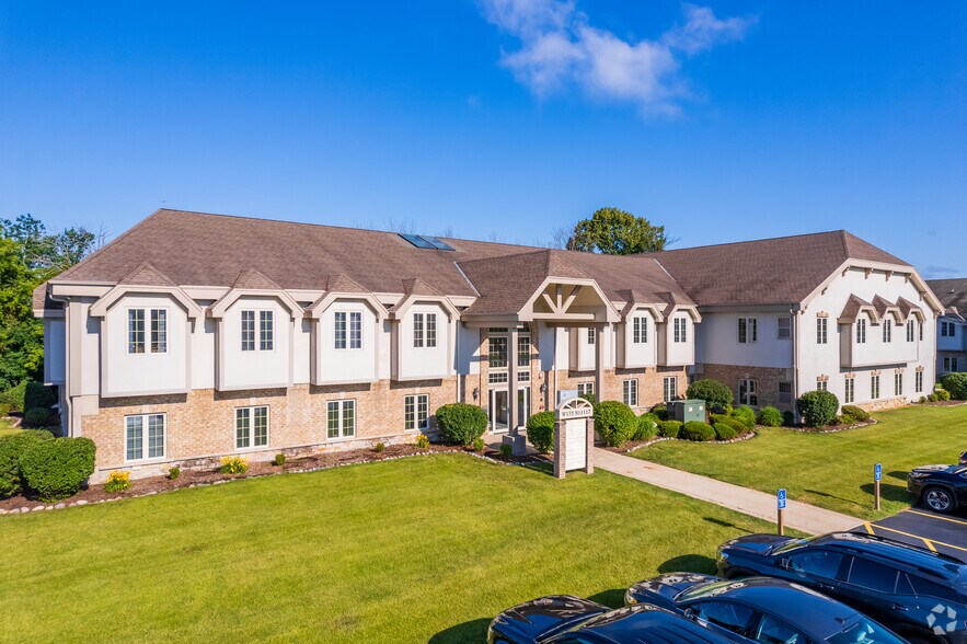 More Photos Of W175N11163 Stonewood Dr, Germantown Medical For Lease