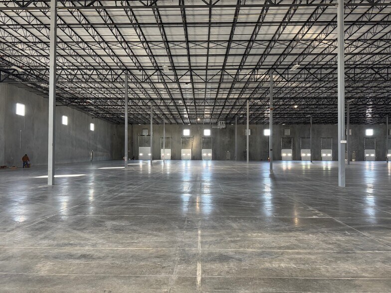 More Photos Of 1201 Kretschmer, Manhattan Manufacturing For Lease