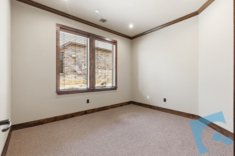 More Photos Of 9145 Belshire Dr, North Richland Hills Medical For Lease