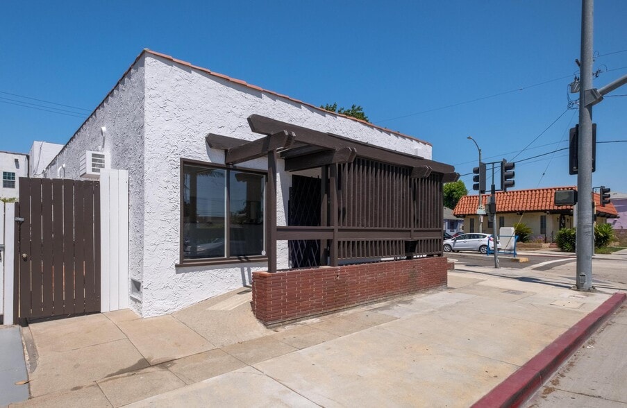 More Photos Of 249 E Redondo Ave, Long Beach Medical For Sale