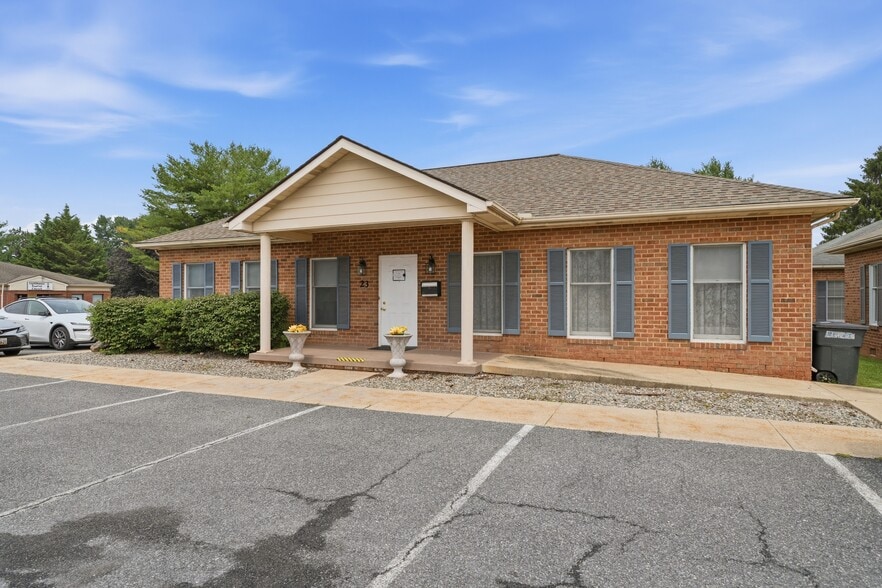 More Photos Of 23 E Frederick St, Walkersville Office For Sale