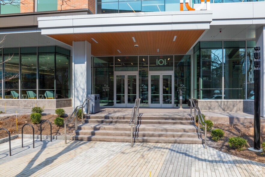 More Photos Of 101 Cambridge Park Dr, Cambridge Research And Development For Lease