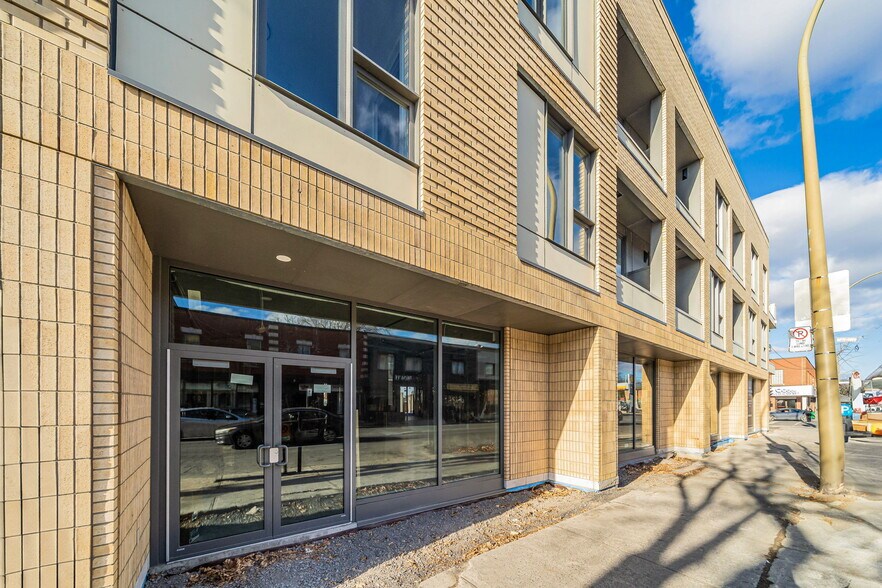 More Photos Of 2485 Rue Bélanger, Montréal Multifamily For Sale