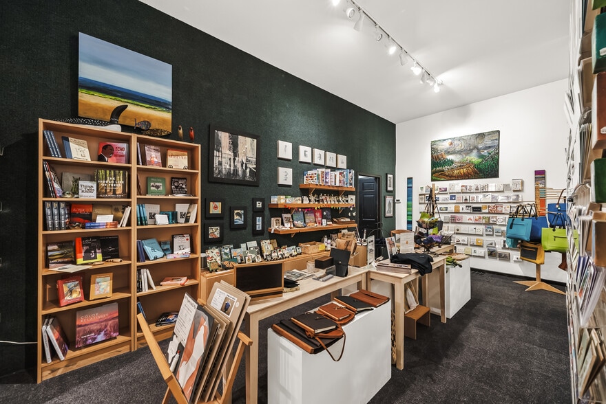 More Photos Of 611 Grand Ave, Saint Paul Storefront For Sale
