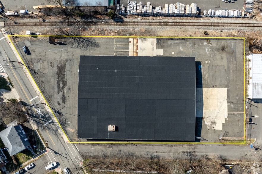 More Photos Of 185 Van Winkle Ave, Hawthorne Warehouse For Sale