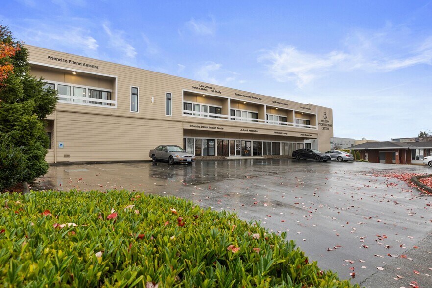 More Photos Of 22030 7th Ave S, Des Moines Medical For Sale