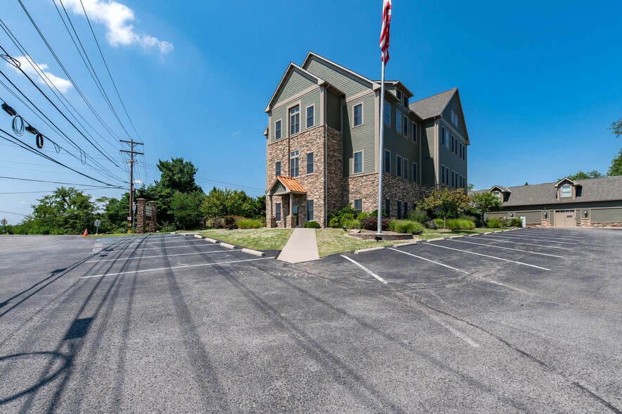 More Photos Of 6-10 Canyon Rd, Morgantown Loft Creative Space For Sale