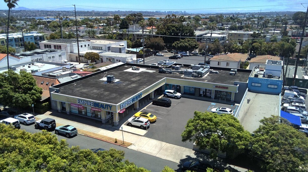 More Photos Of 1631-1637 Garnet Ave, San Diego General Retail For Sale