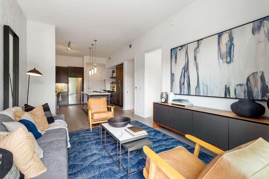 More Photos Of 3200 McKinney Ave, Dallas Multifamily For Sale