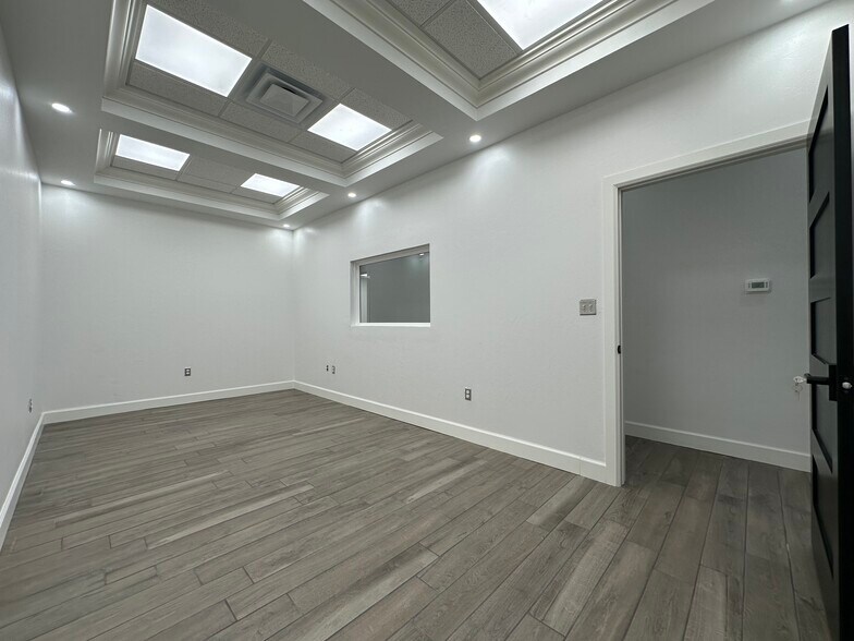 More Photos Of 15113 Traditions Lake Pky, Edmond Office For Lease