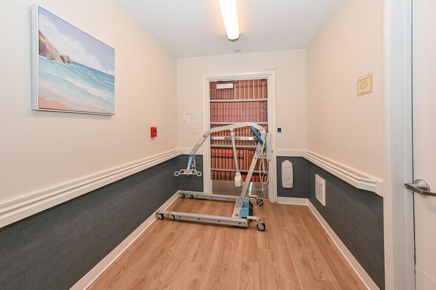 More Photos Of 8726 W Mill Rd, Milwaukee Assisted Living For Sale