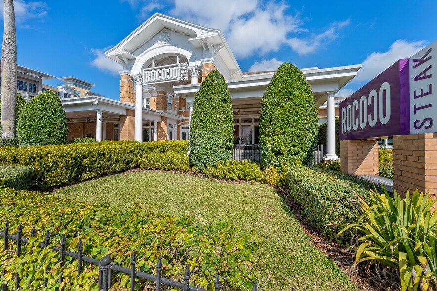 More Photos Of 655 2nd Ave S, Saint Petersburg Restaurant For Sale