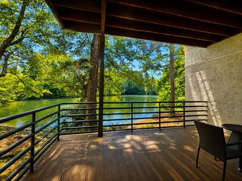 More Photos Of 1820 The Exchange SE, Atlanta Office For Sale