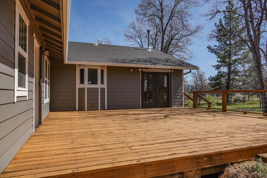 More Photos Of 2003 Kidder Creek Rd, Greenview Land For Sale