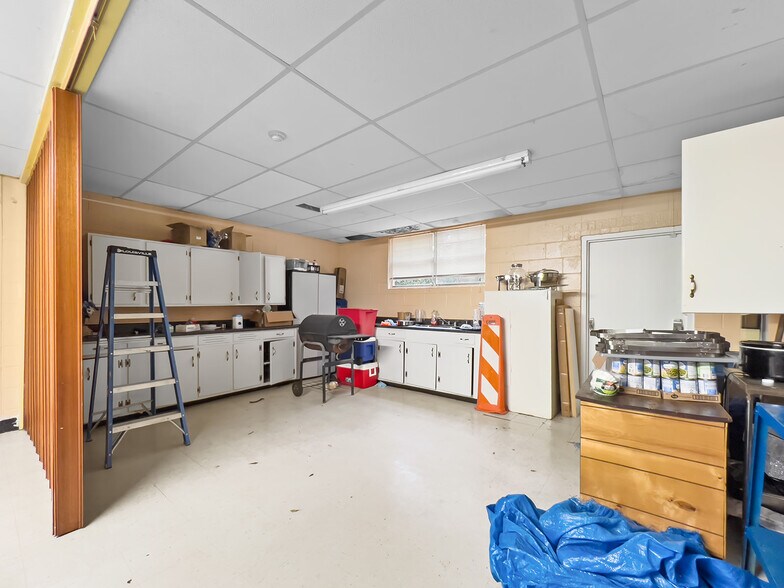 More Photos Of 6001 Buena Vista Rd, Columbus Religious Facility For Sale