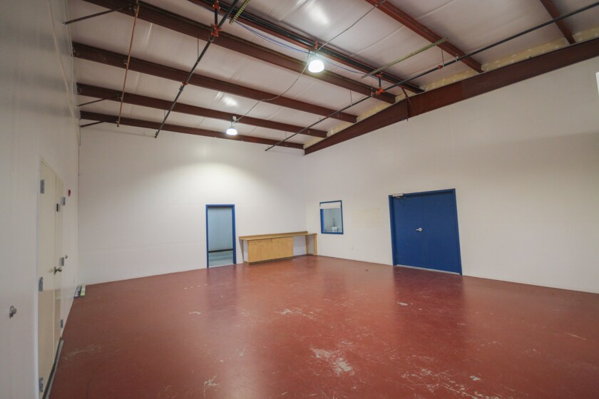 More Photos Of 1020 S Garfield Ave, Loveland Warehouse For Sale