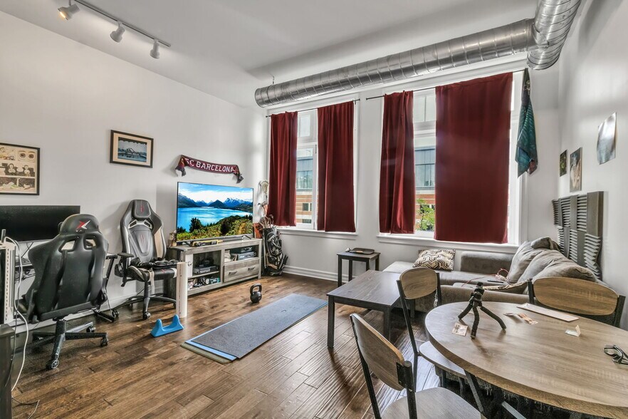 More Photos Of 888 Main St, Buffalo Office Residential For Sale
