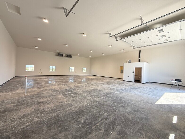 Primary Photo Of 7645 Grinde Rd, Deforest Warehouse For Sale