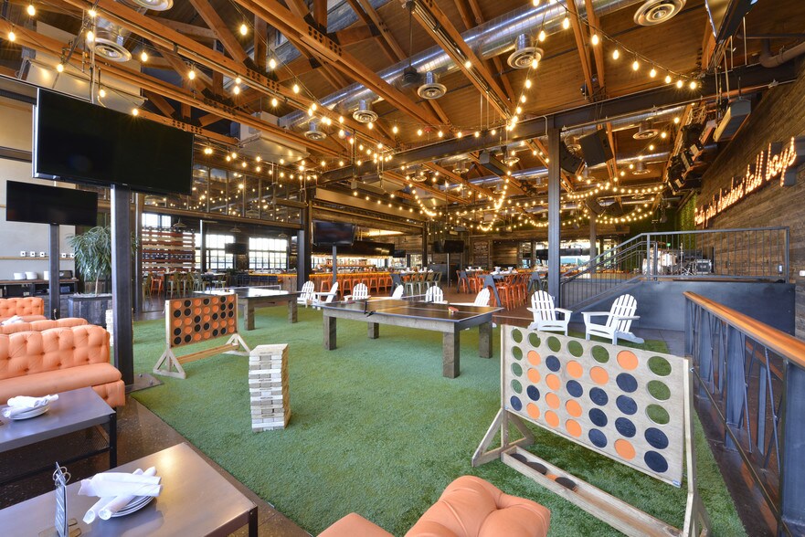 More Photos Of 323 N Gilbert Rd, Gilbert Restaurant For Sale