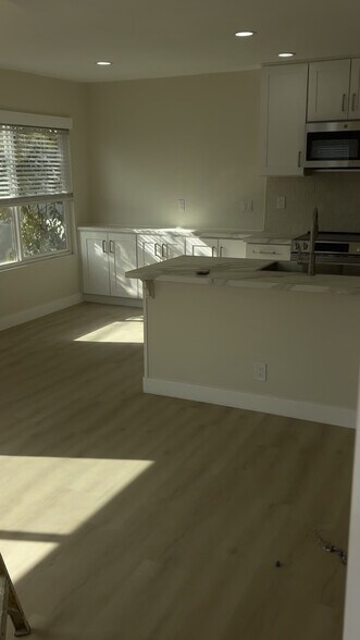 More Photos Of 4843-4845 Voltaire St, San Diego Apartments For Sale