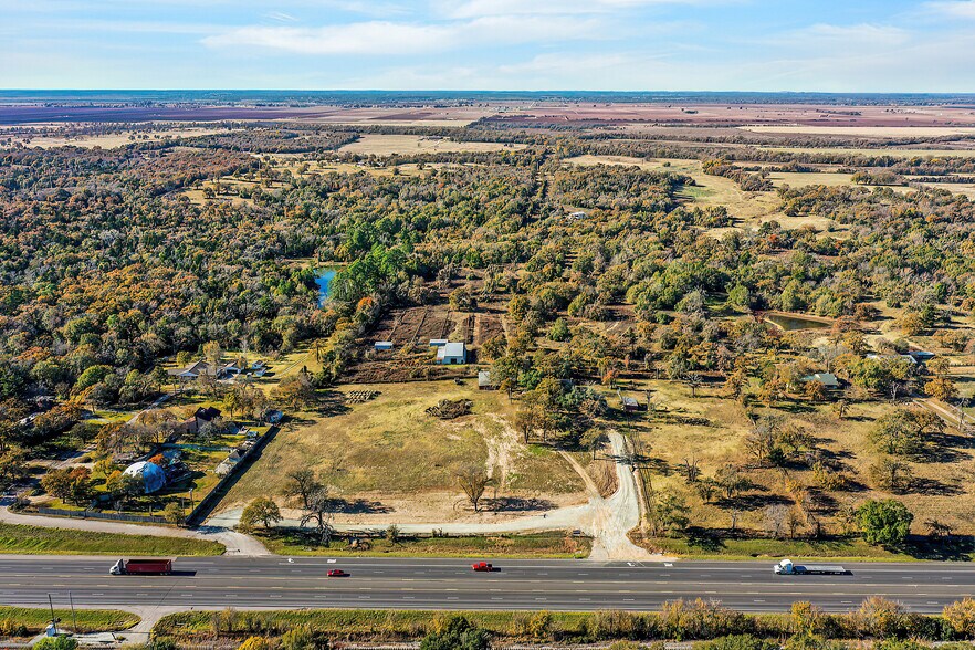 More Photos Of 5000 S State Highway 6, Hearne Land For Sale