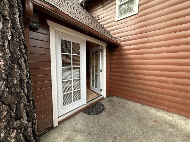 More Photos Of , Idyllwild-Pine Cove Multifamily For Sale