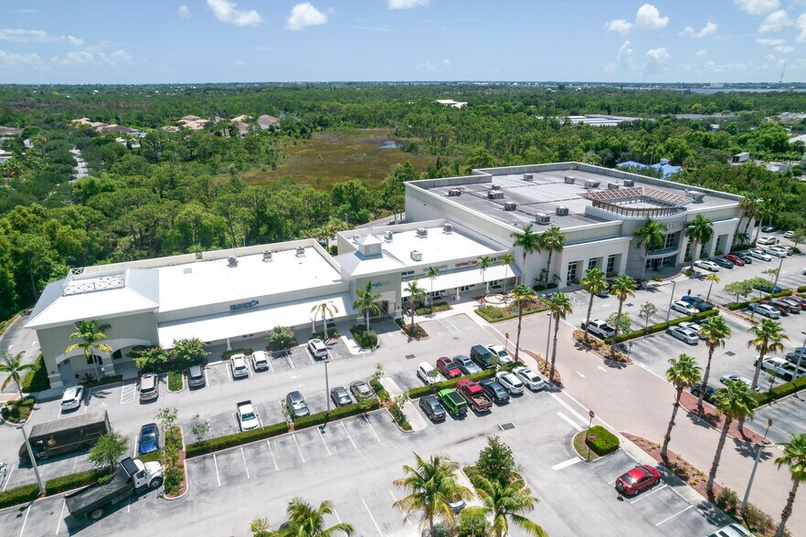 More Photos Of 1905-1917 NW Federal Hwy, Stuart Storefront Retail Office For Lease
