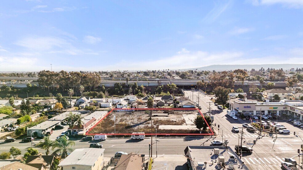 More Photos Of 11400 S Hoover St, Los Angeles Land For Sale