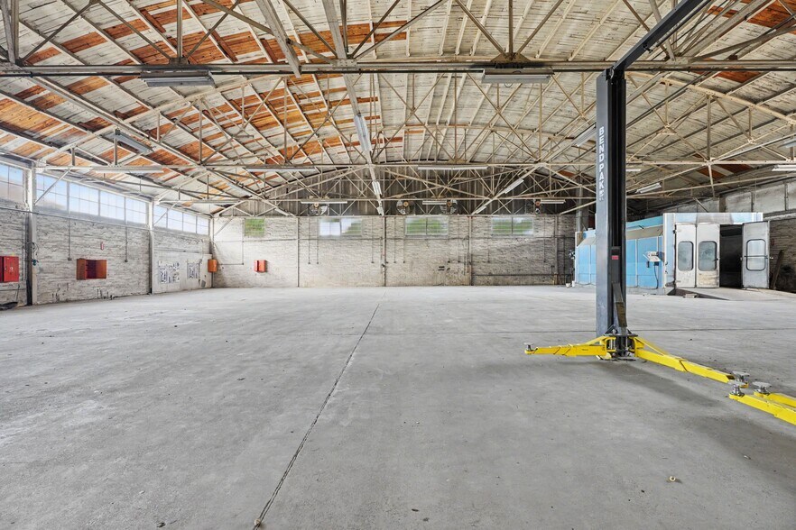 More Photos Of , Angleton Unknown For Sale