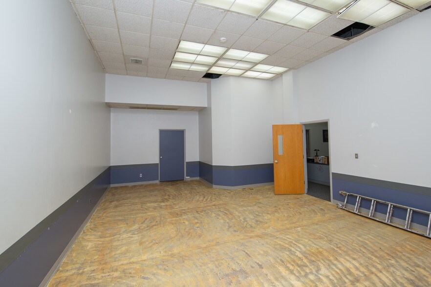 More Photos Of 151 S Rose St, Kalamazoo Office For Sale