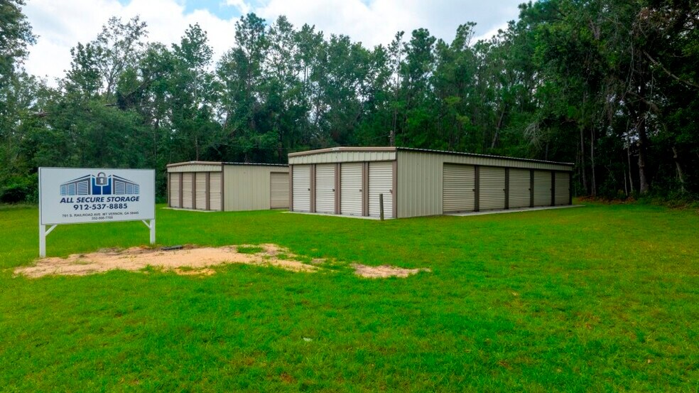 More Photos Of 401 N Railroad Ave, Mount Vernon Self Storage For Sale