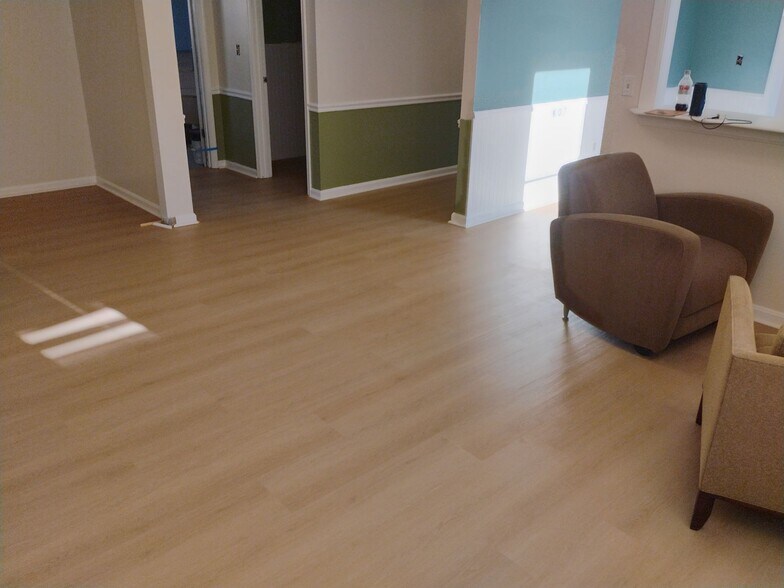 More Photos Of 604 Otis Dr, Dover Light Distribution For Lease