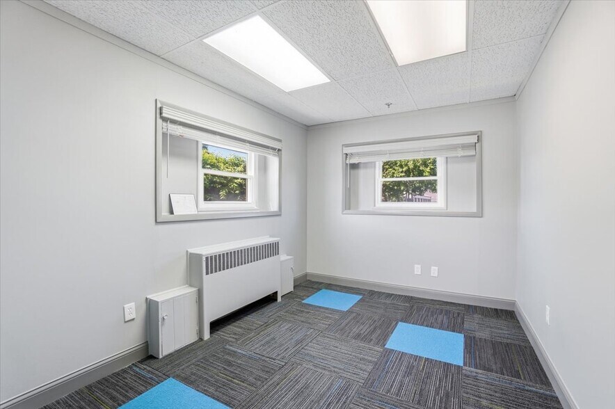 More Photos Of 175 E Broadway Ave, Westerville Office For Lease