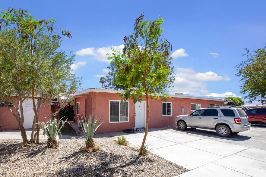 More Photos Of 53228 Cesar Chavez St, Coachella Apartments For Sale