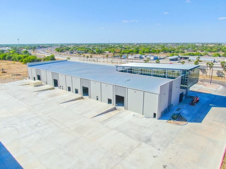 More Photos Of 209 W Interstate 2, Mission Warehouse For Lease