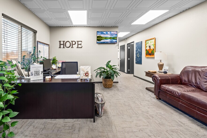 More Photos Of 4650 20th St, Greeley Office For Sale