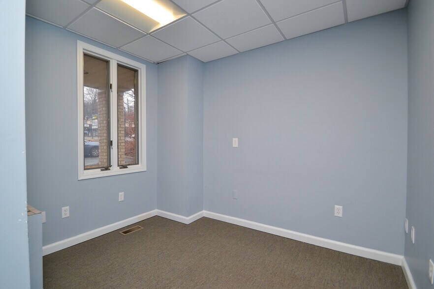 More Photos Of 159 Us Highway 46, Rockaway Office For Lease