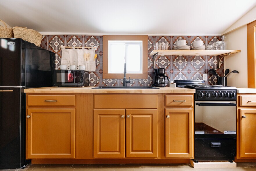 More Photos Of 116 Firehouse Rd, Pocono Pines Apartments For Sale