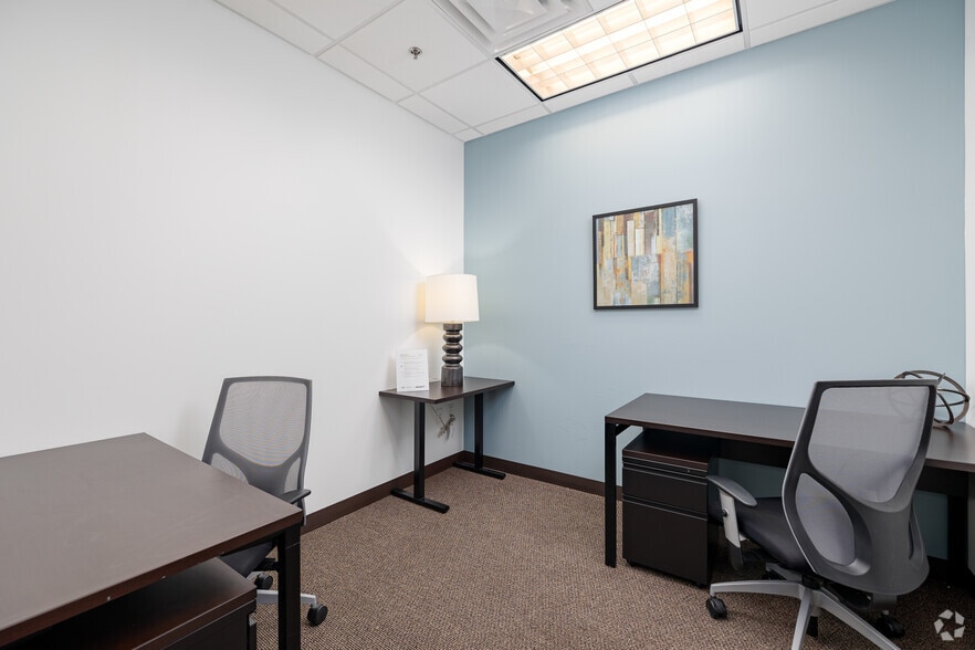 More Photos Of 320 W Lanier Ave, Fayetteville Office For Lease