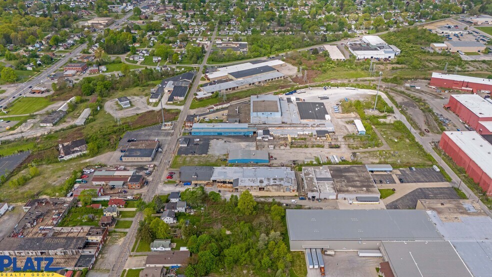 More Photos Of 3700 Oakwood Ave, Youngstown Manufacturing For Lease