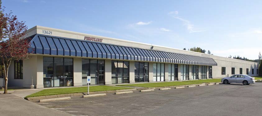 More Photos Of 13621-13625 NE 126th Pl, Kirkland Manufacturing For Lease