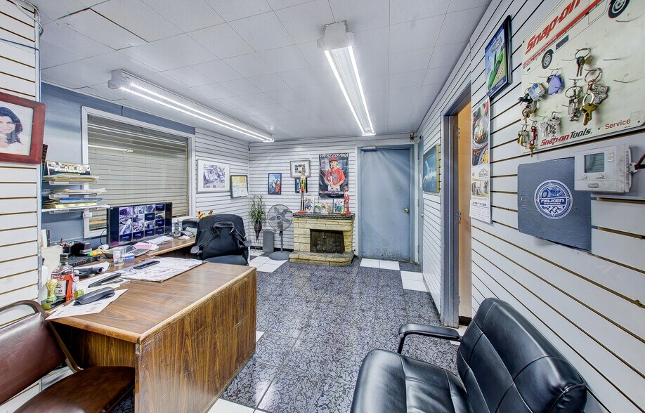 More Photos Of 1860 N Hacienda Blvd, La Puente Auto Repair For Sale