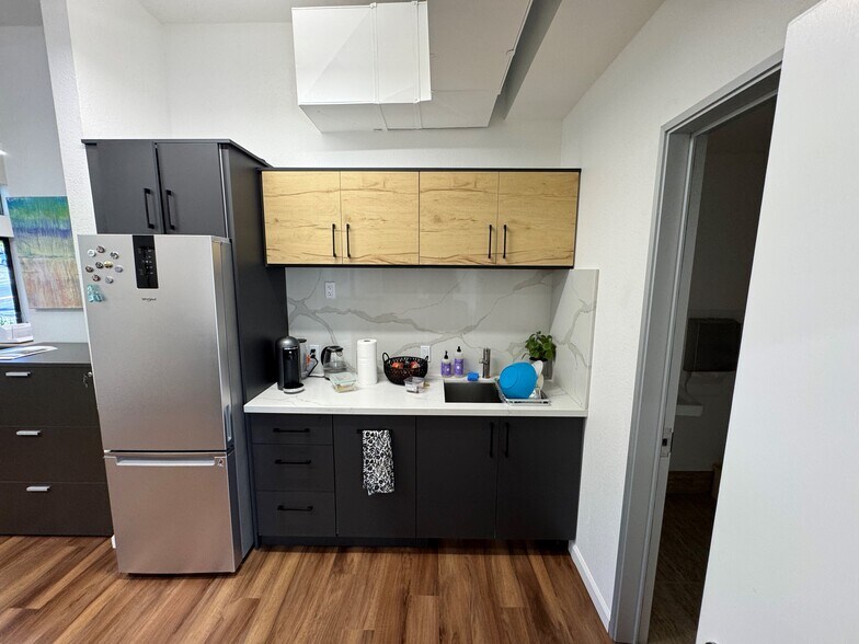 More Photos Of 208-210 Redwood Ave, Corte Madera Office For Lease