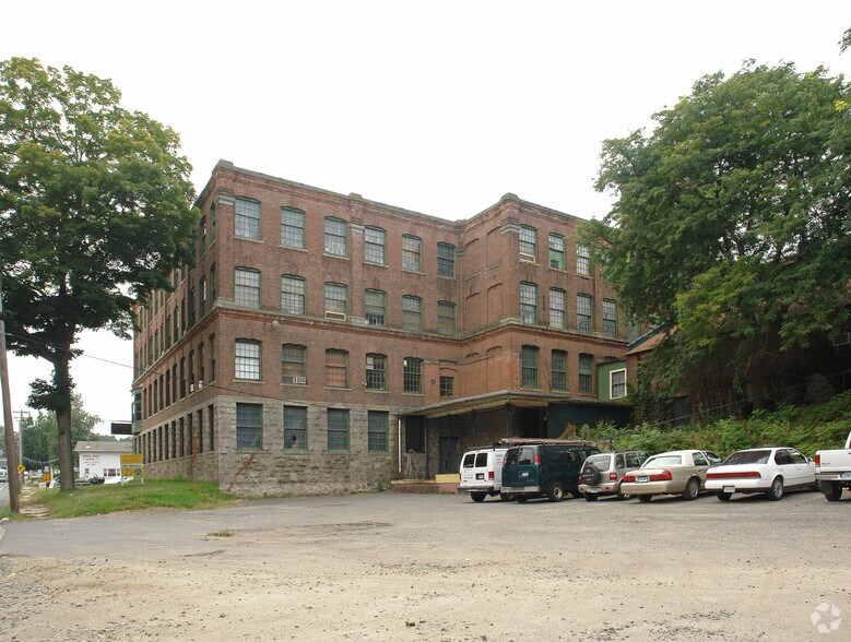 More Photos Of 273 Riverside Ave, Bristol Warehouse For Sale