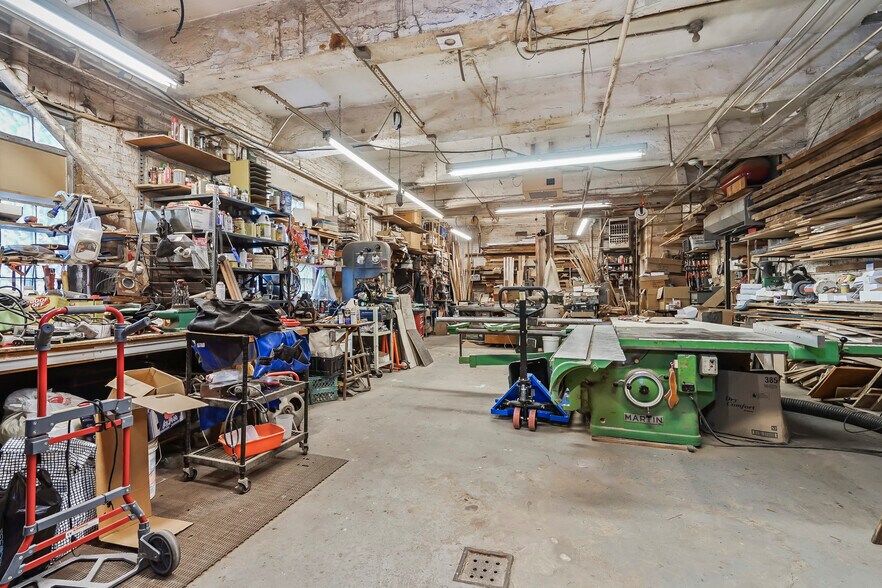 More Photos Of 71 Montrose Ave, Brooklyn Warehouse For Sale
