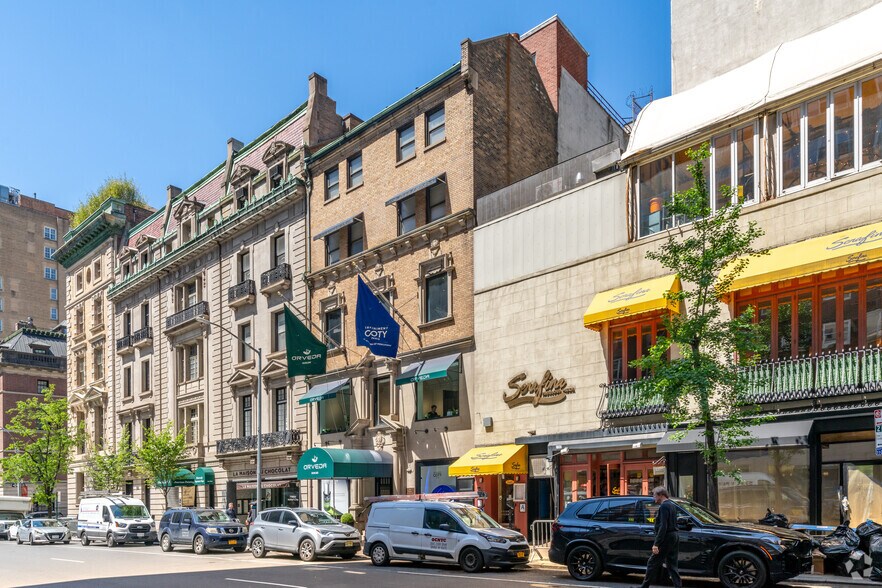 More Photos Of 1020 Madison Ave, New York Office For Lease