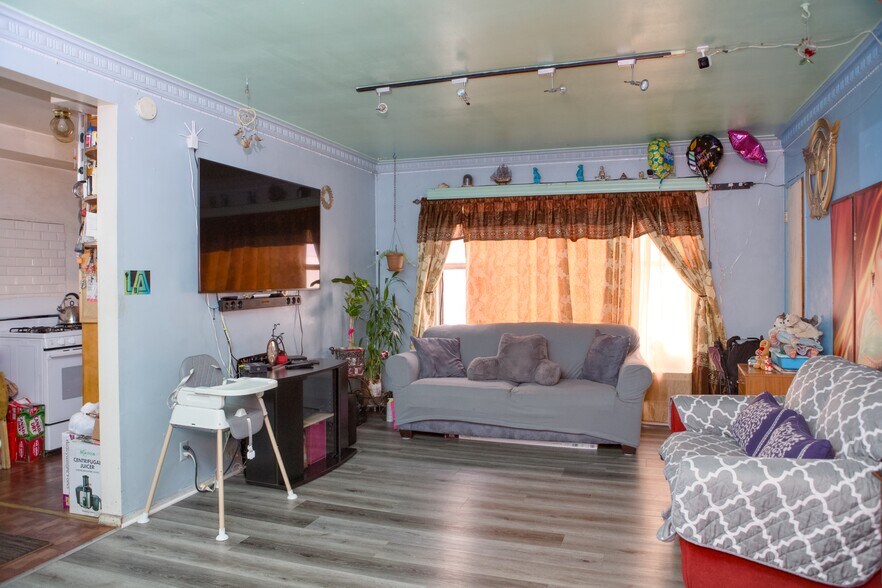 More Photos Of 541 Normandie Ave, Los Angeles Apartments For Sale