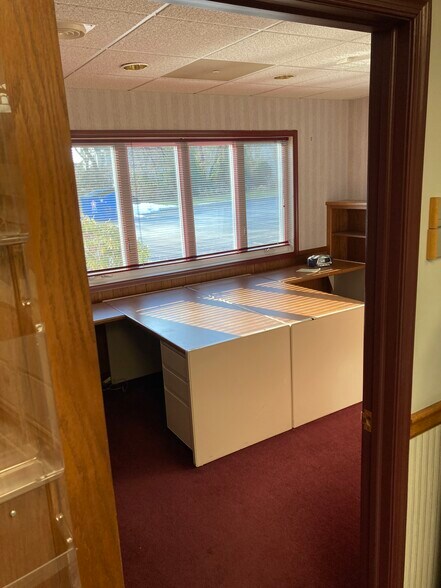 More Photos Of 700 Coventry Dr, Phillipsburg Medical For Sale